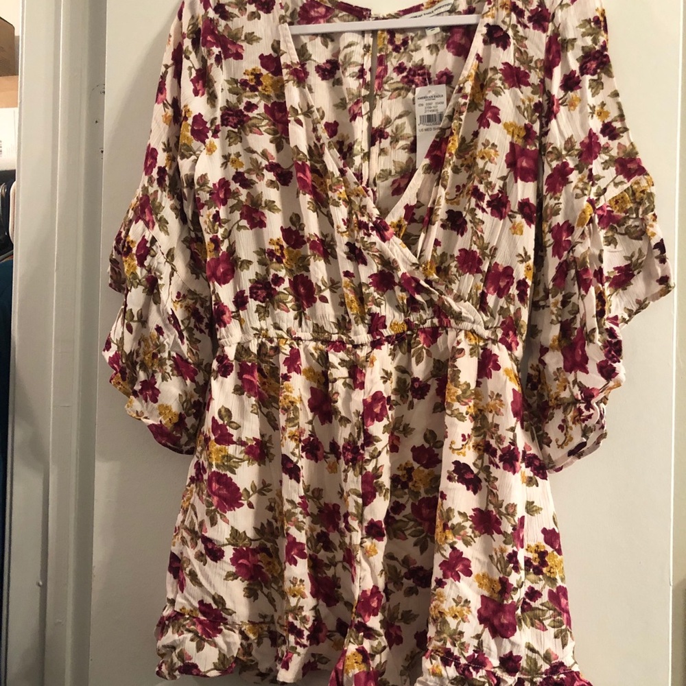 Floral romper new with tags